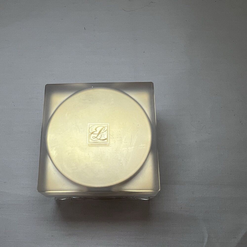Estee Lauder So Ingenious Multi-Dimension Loose Powder 02 Light Medium .11 Oz